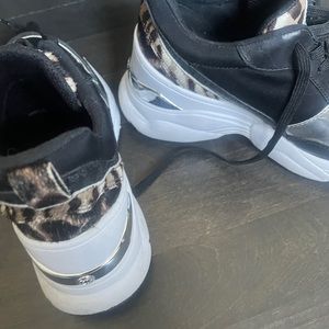 Michael kors seakers